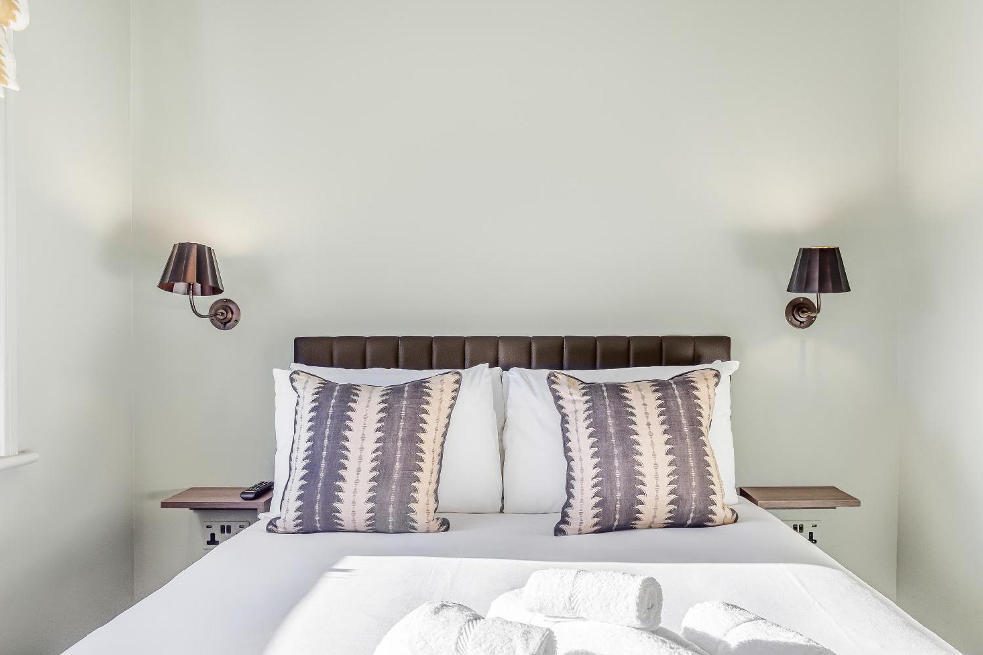 Clapham Guest House Лондон Экстерьер фото
