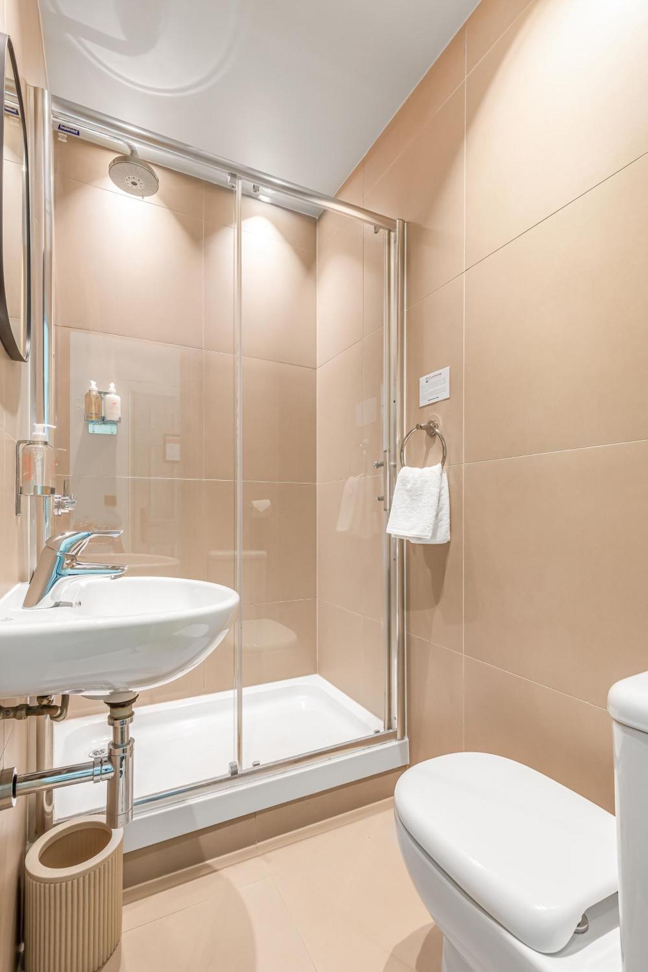Clapham Guest House Лондон Экстерьер фото