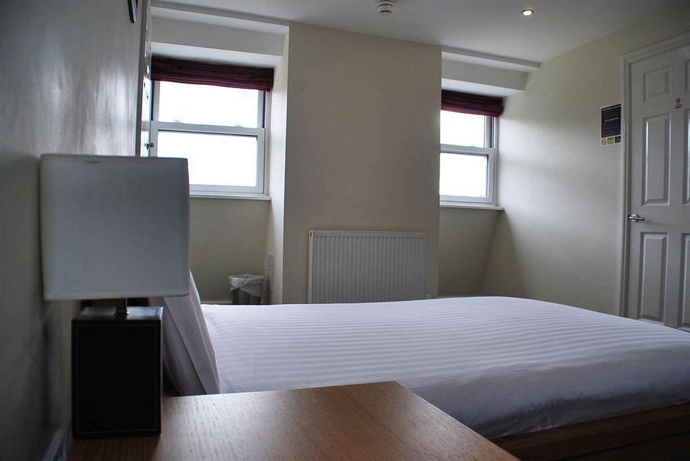 Clapham Guest House Лондон Экстерьер фото